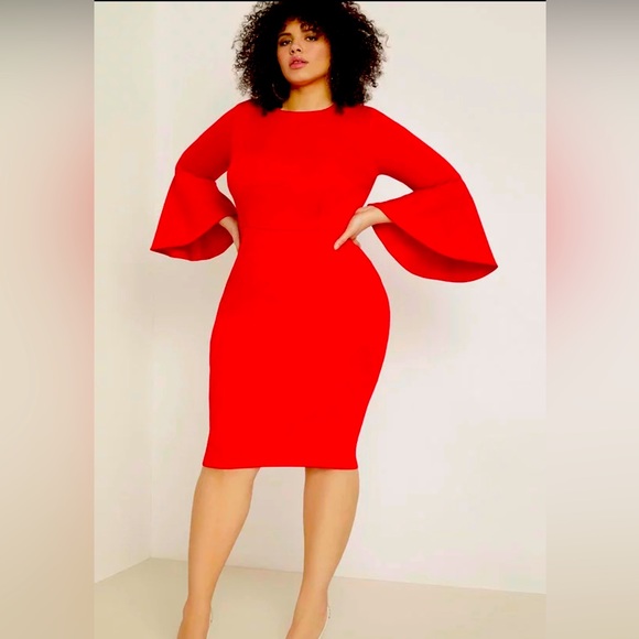 Flare Sleeve Scuba ♥️😘 - Picture 1 of 11